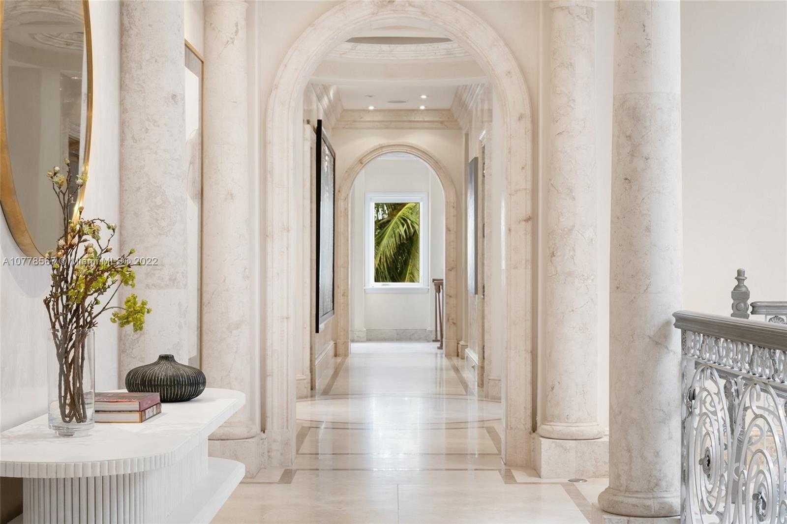 Small Image of 182 BAL BAY DR, Bal Harbour Number 37