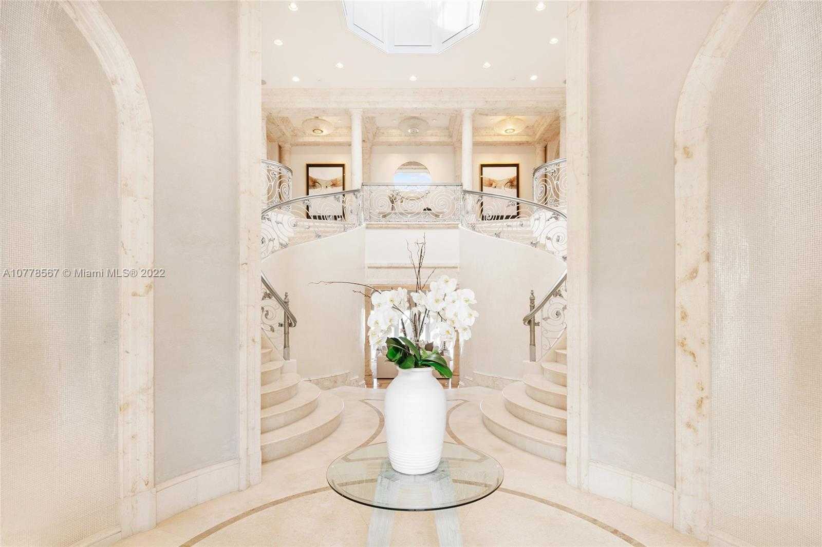 Small Image of 182 BAL BAY DR, Bal Harbour Number 9