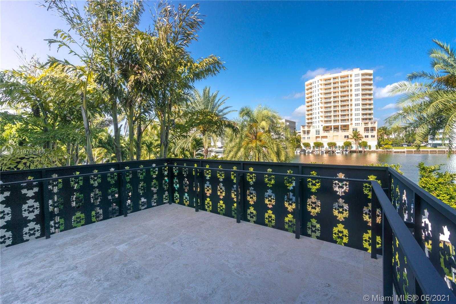 Small Image of 56 BAL BAY DR, Bal Harbour Number 31