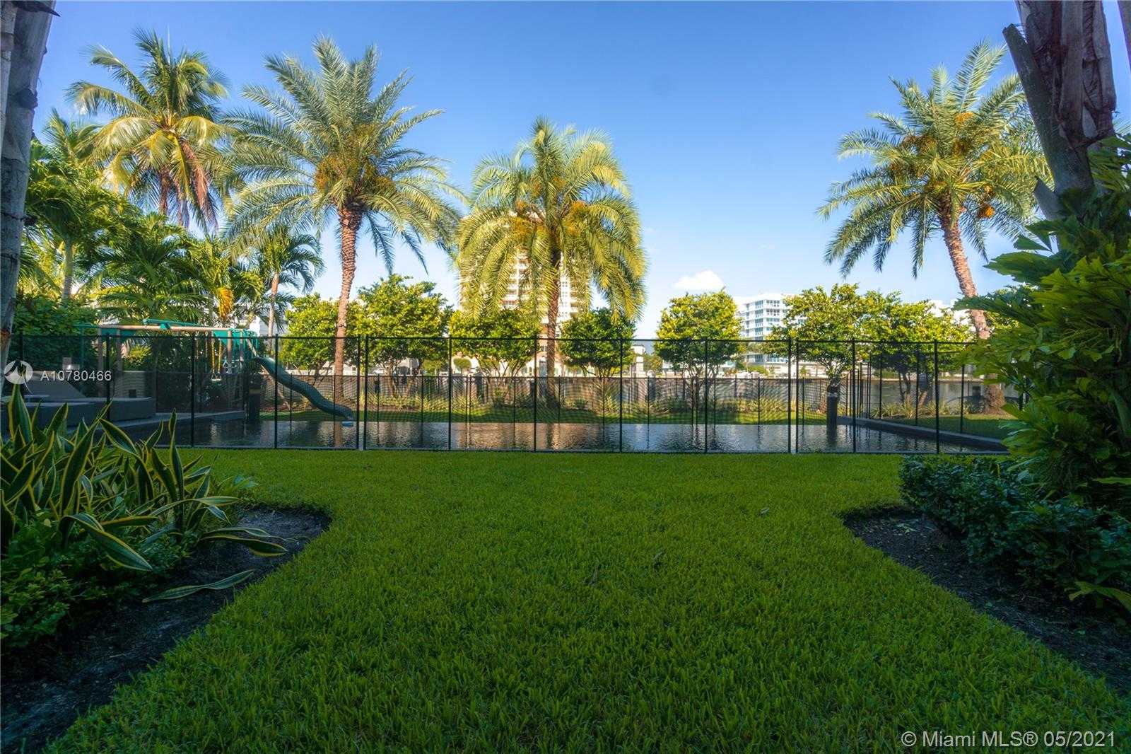 Small Image of 56 BAL BAY DR, Bal Harbour Number 44