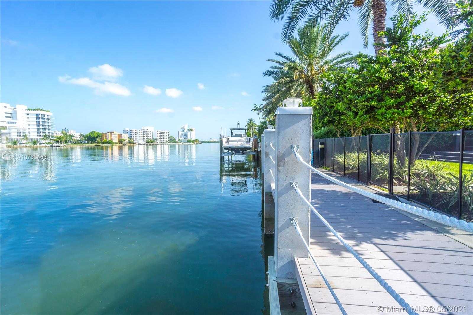Small Image of 56 BAL BAY DR, Bal Harbour Number 47