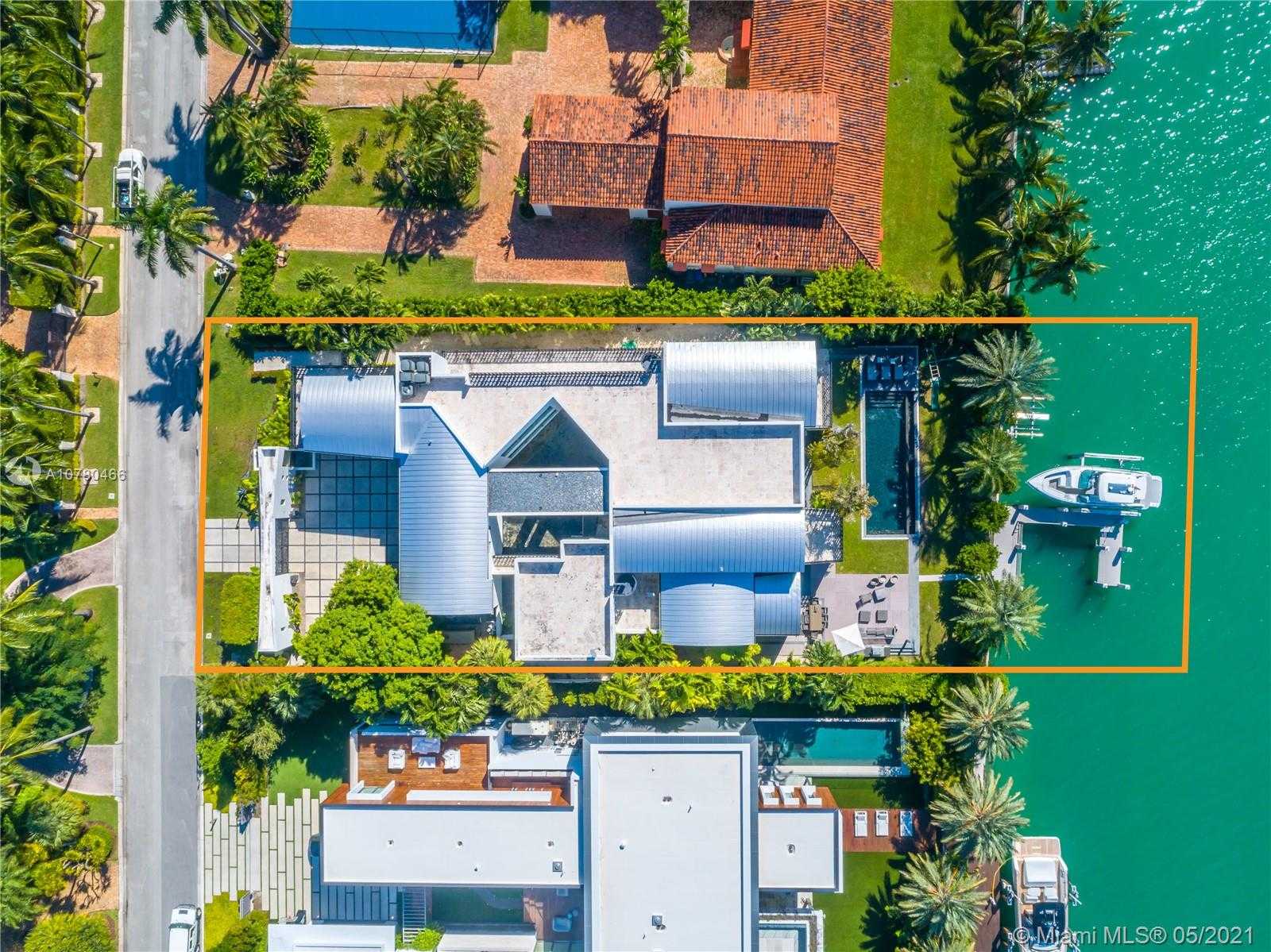 Small Image of 56 BAL BAY DR, Bal Harbour Number 8