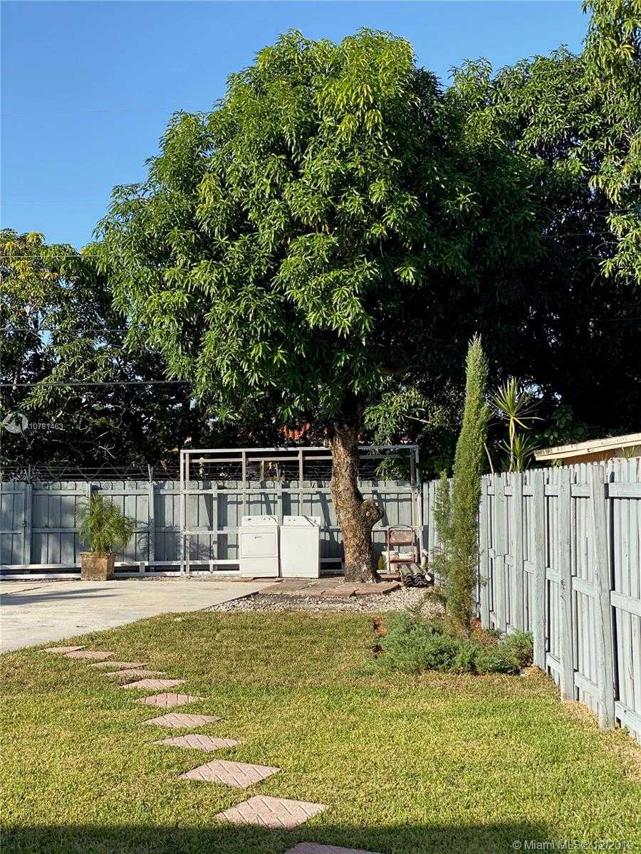 Small Image of 521 EAST 60TH ST, Hialeah Number 14