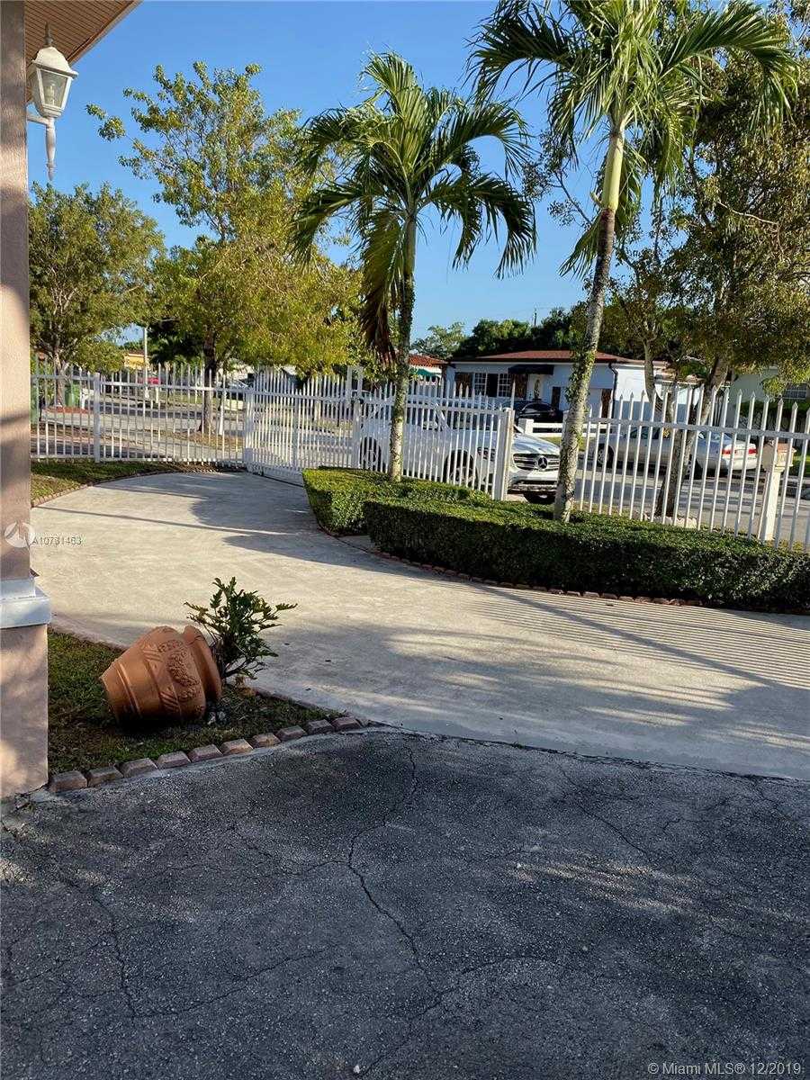 Small Image of 521 EAST 60TH ST, Hialeah Number 3