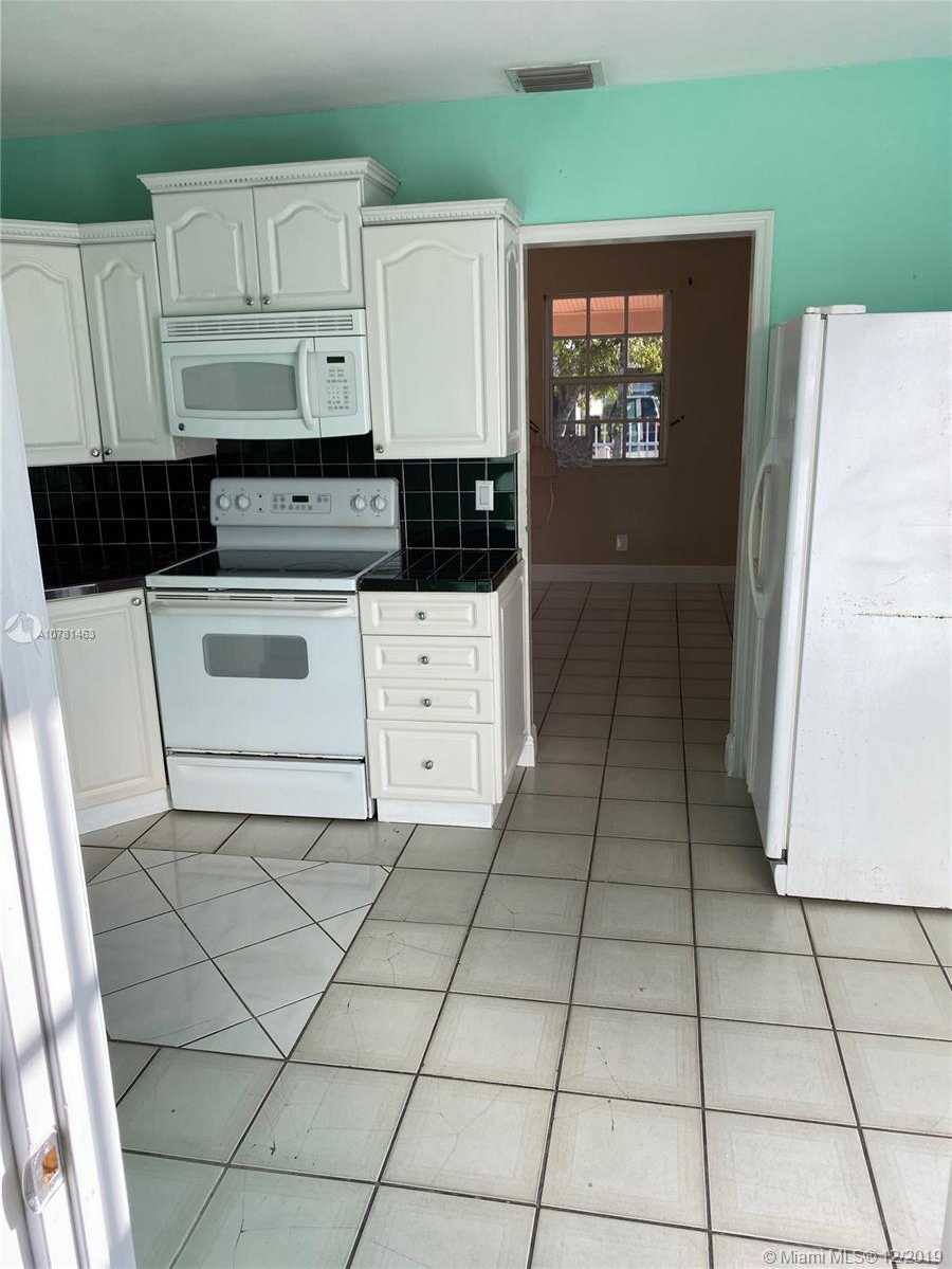 Small Image of 521 EAST 60TH ST, Hialeah Number 5