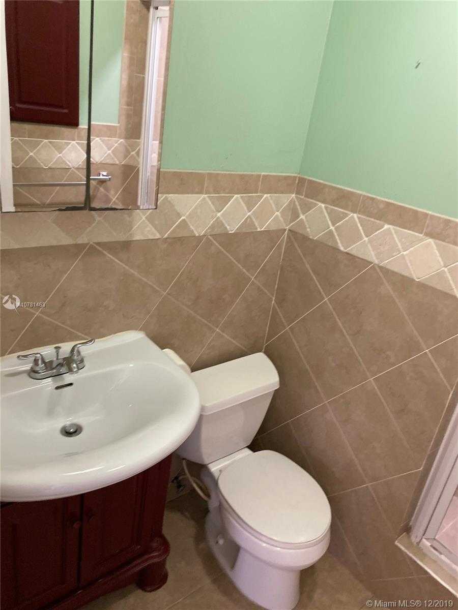 Small Image of 521 EAST 60TH ST, Hialeah Number 8