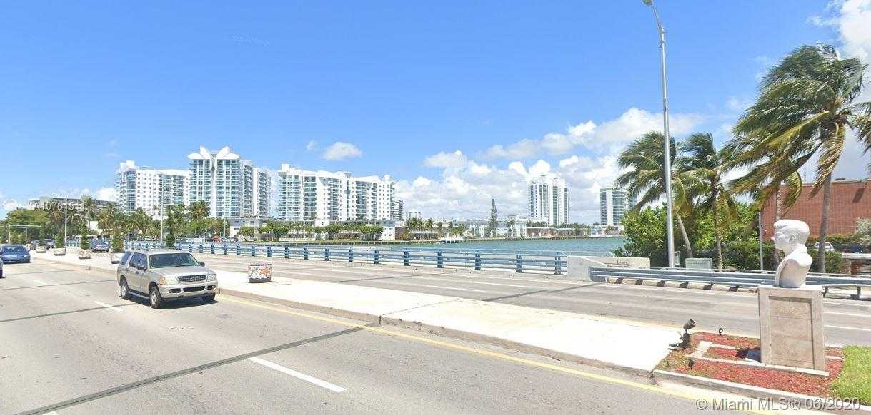 Small Image of 7623 BEACHVIEW DR, North Bay Village Number 42