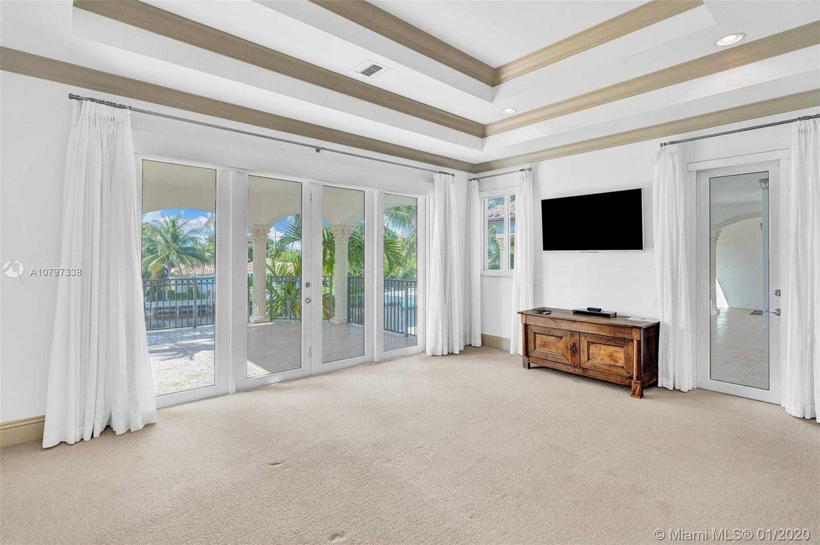 Small Image of 5561 NORTH EAST 33RD AVE, Fort Lauderdale Number 41