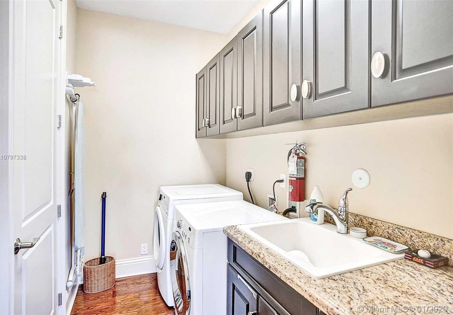 Small Image of 5561 NORTH EAST 33RD AVE, Fort Lauderdale Number 59