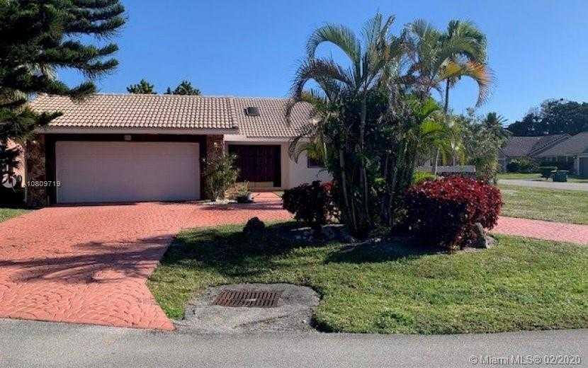 Small Image of 8335 NORTH WEST 80TH ST, Tamarac Number 2