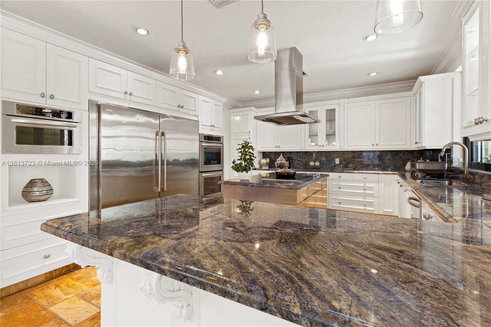 Small Image of 9439 NORTH WEST 54TH DORAL CIR LN, Doral Number 16