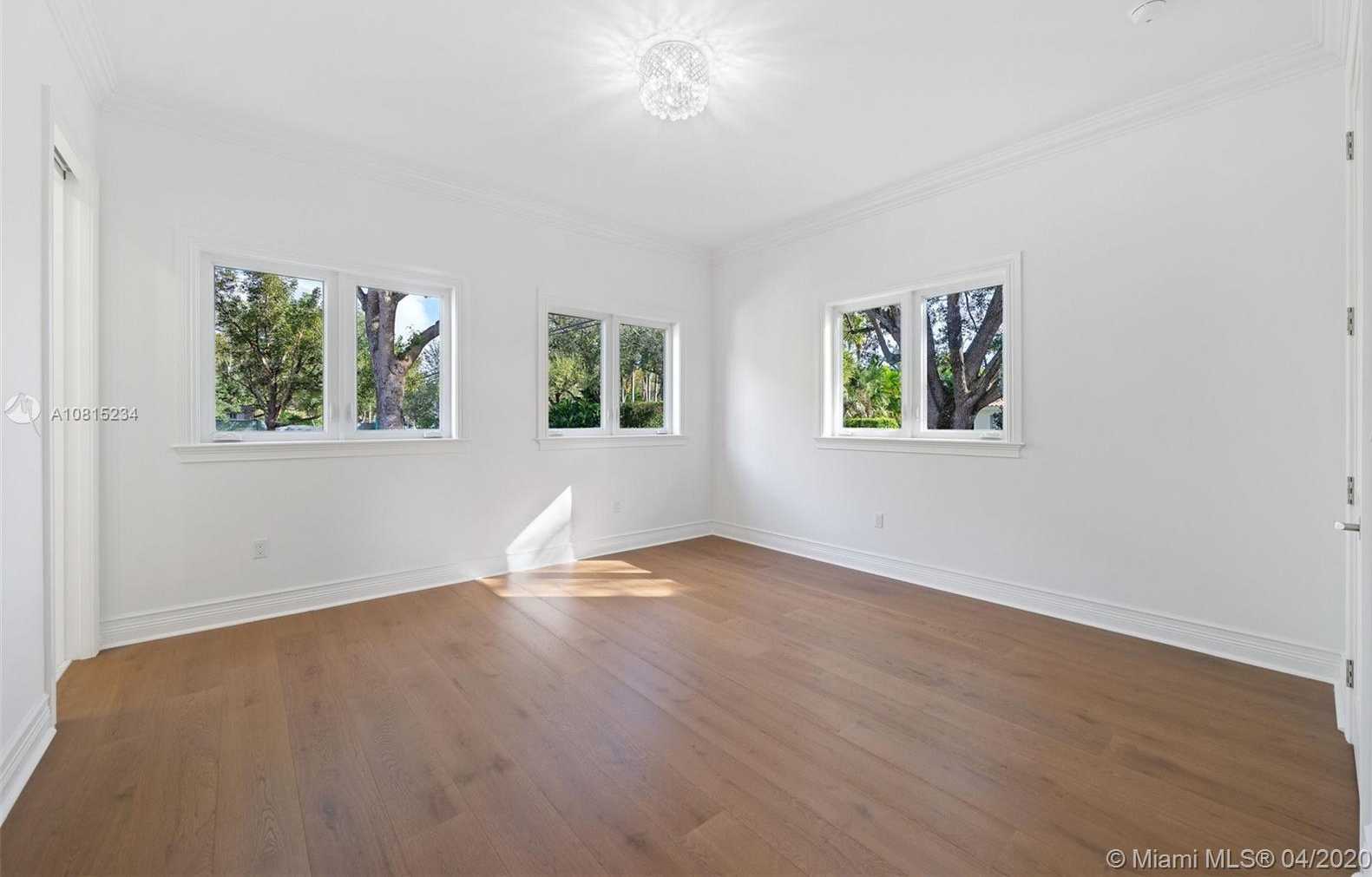 Small Image of 800 CATALONIA AVE, Coral Gables Number 26