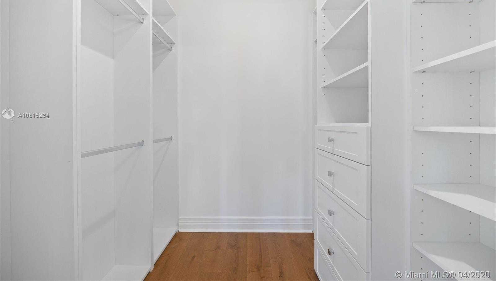 Small Image of 800 CATALONIA AVE, Coral Gables Number 28
