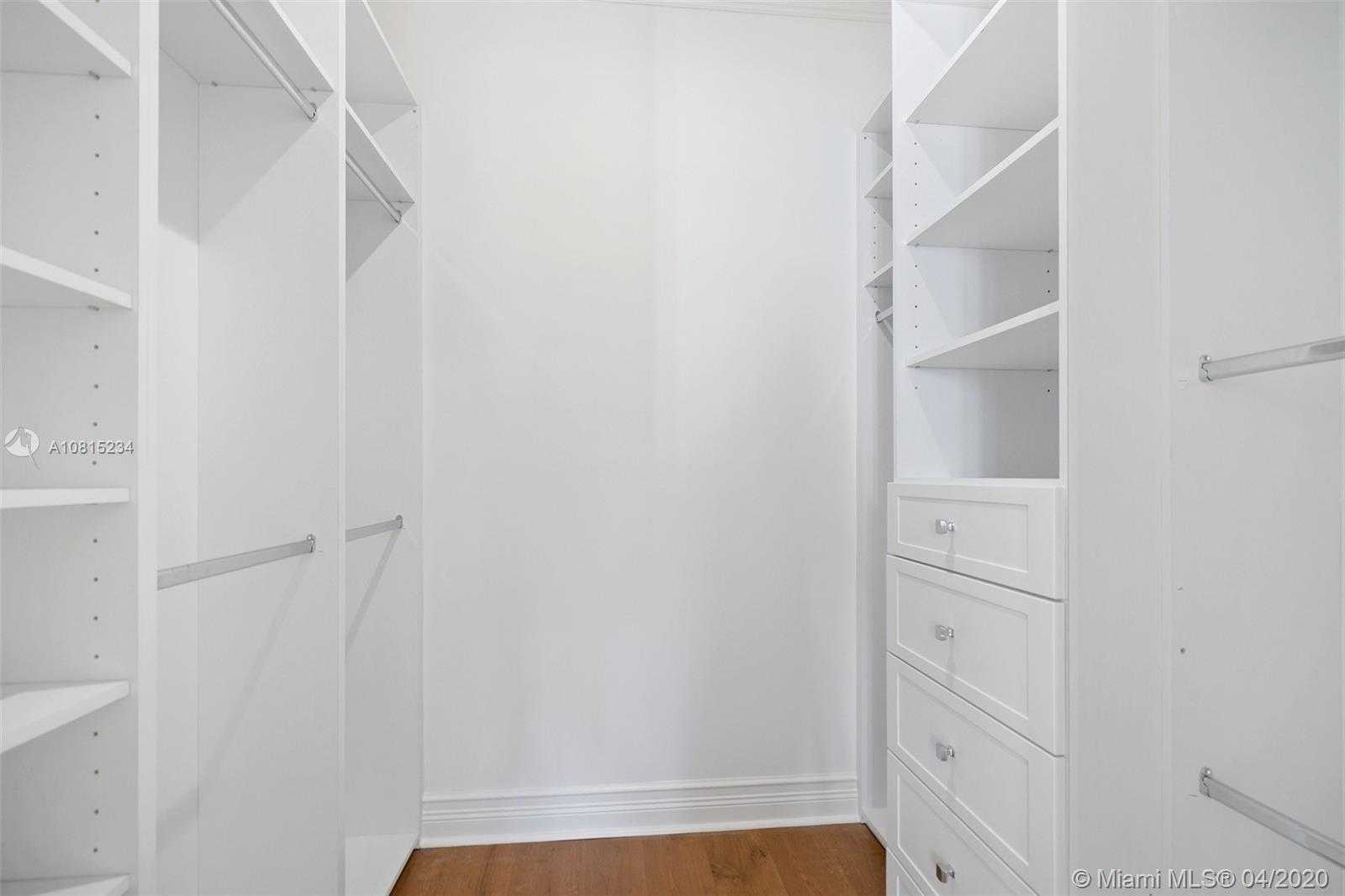 Small Image of 800 CATALONIA AVE, Coral Gables Number 36