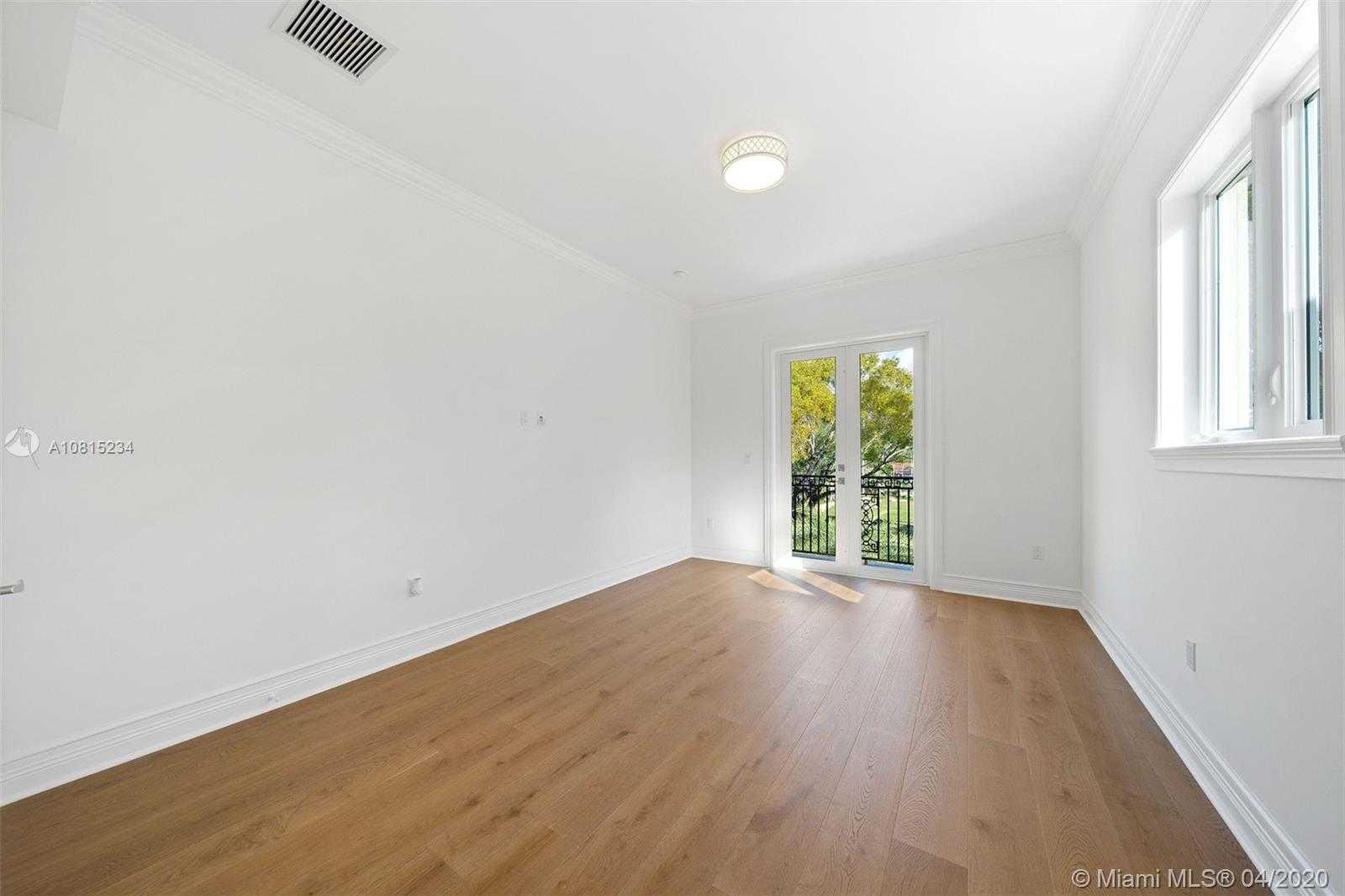 Small Image of 800 CATALONIA AVE, Coral Gables Number 38