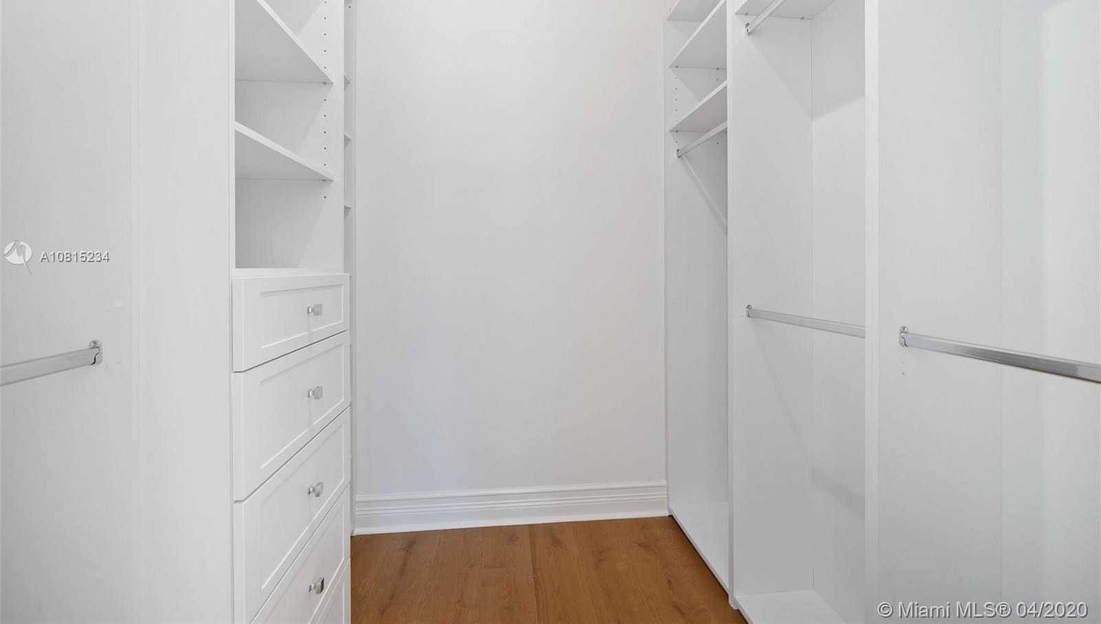 Small Image of 800 CATALONIA AVE, Coral Gables Number 40