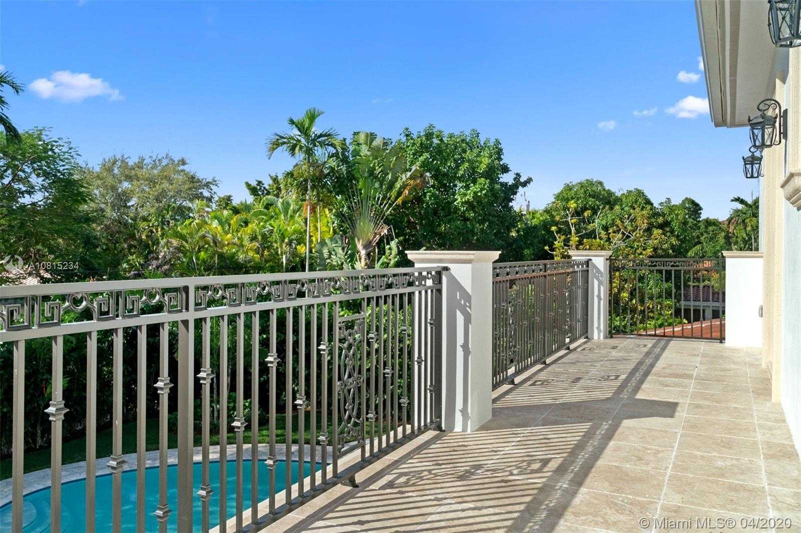 Small Image of 800 CATALONIA AVE, Coral Gables Number 41