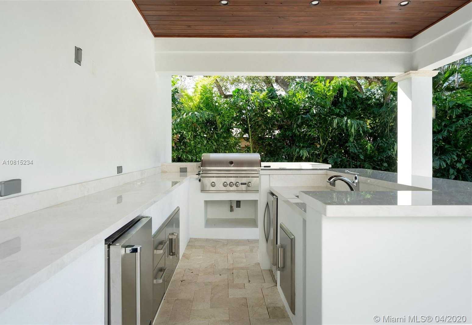 Small Image of 800 CATALONIA AVE, Coral Gables Number 43