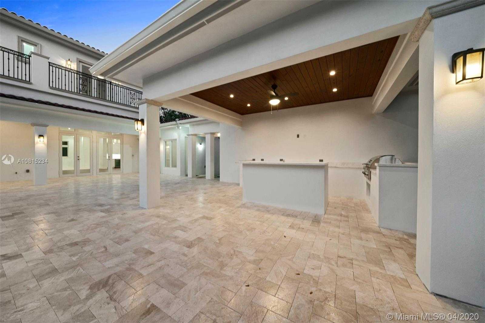 Small Image of 800 CATALONIA AVE, Coral Gables Number 46
