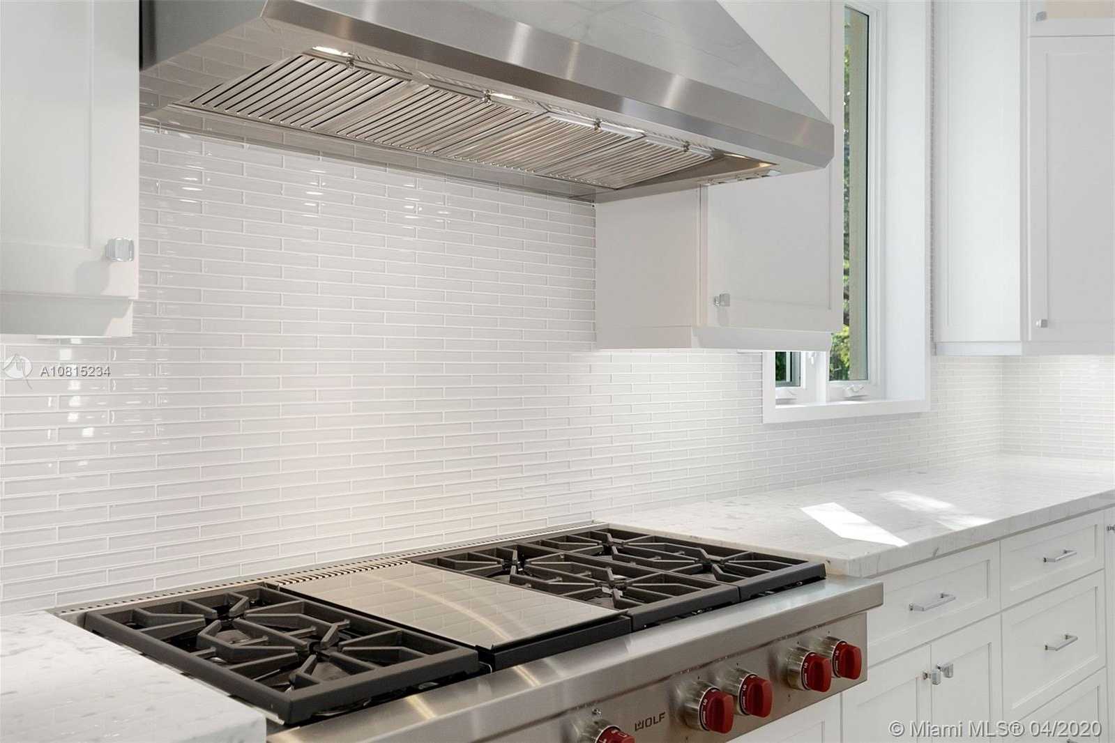Small Image of 800 CATALONIA AVE, Coral Gables Number 5