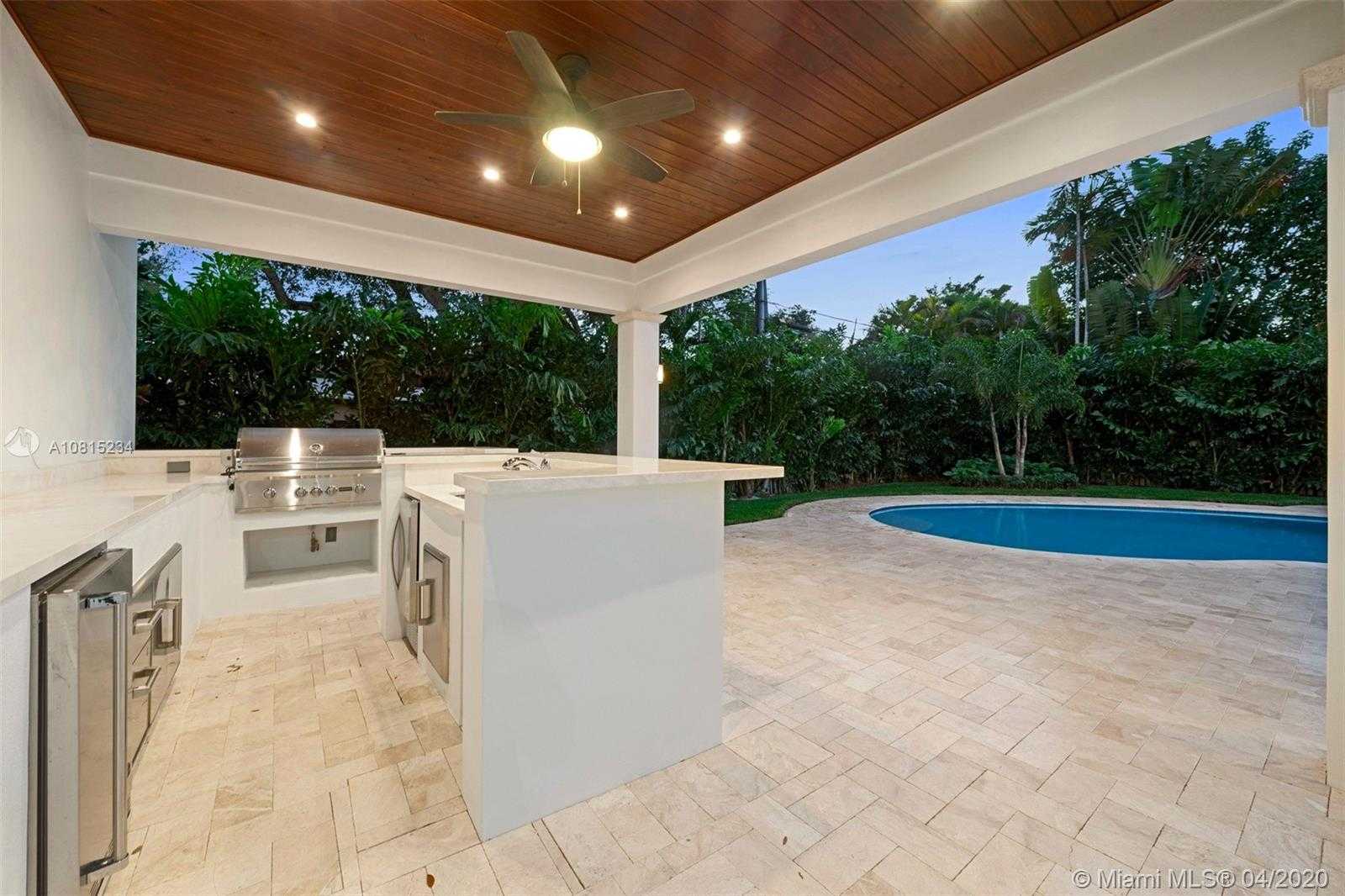 Small Image of 800 CATALONIA AVE, Coral Gables Number 9