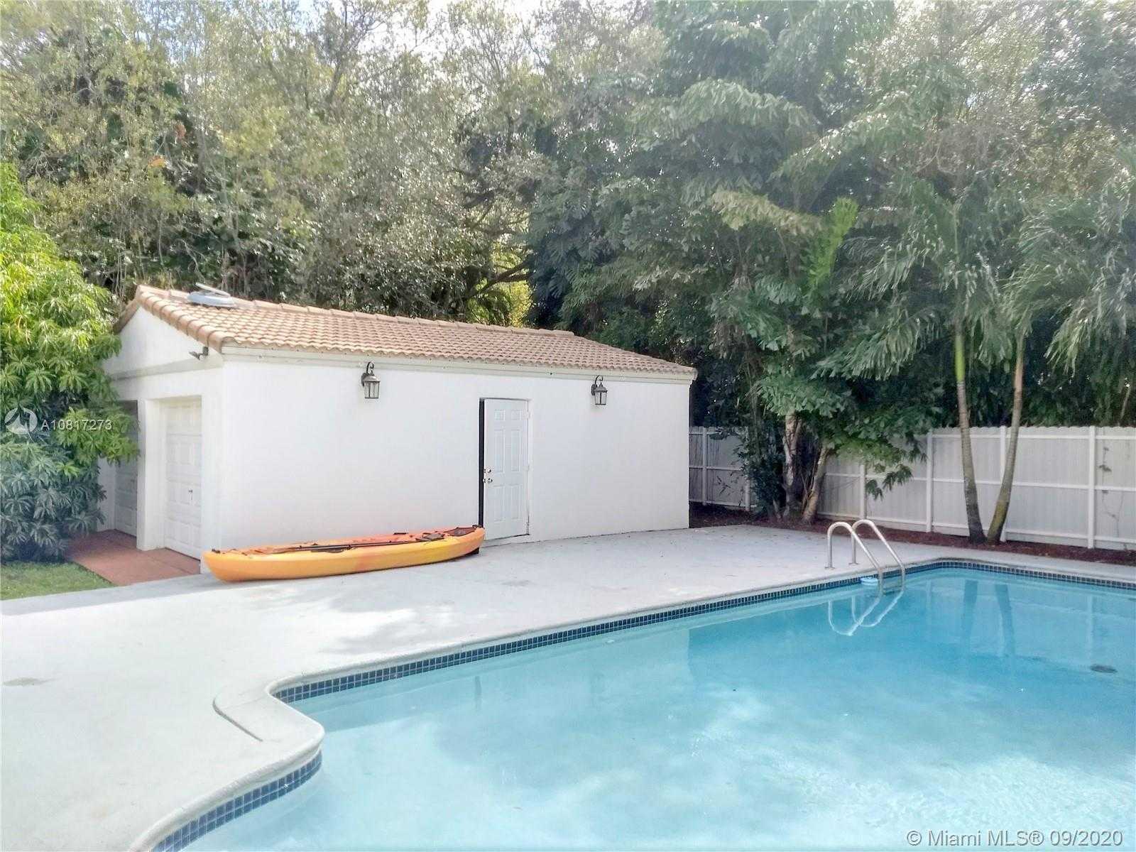 Small Image of 710 NORTH EAST 121ST ST, Biscayne Park Number 26