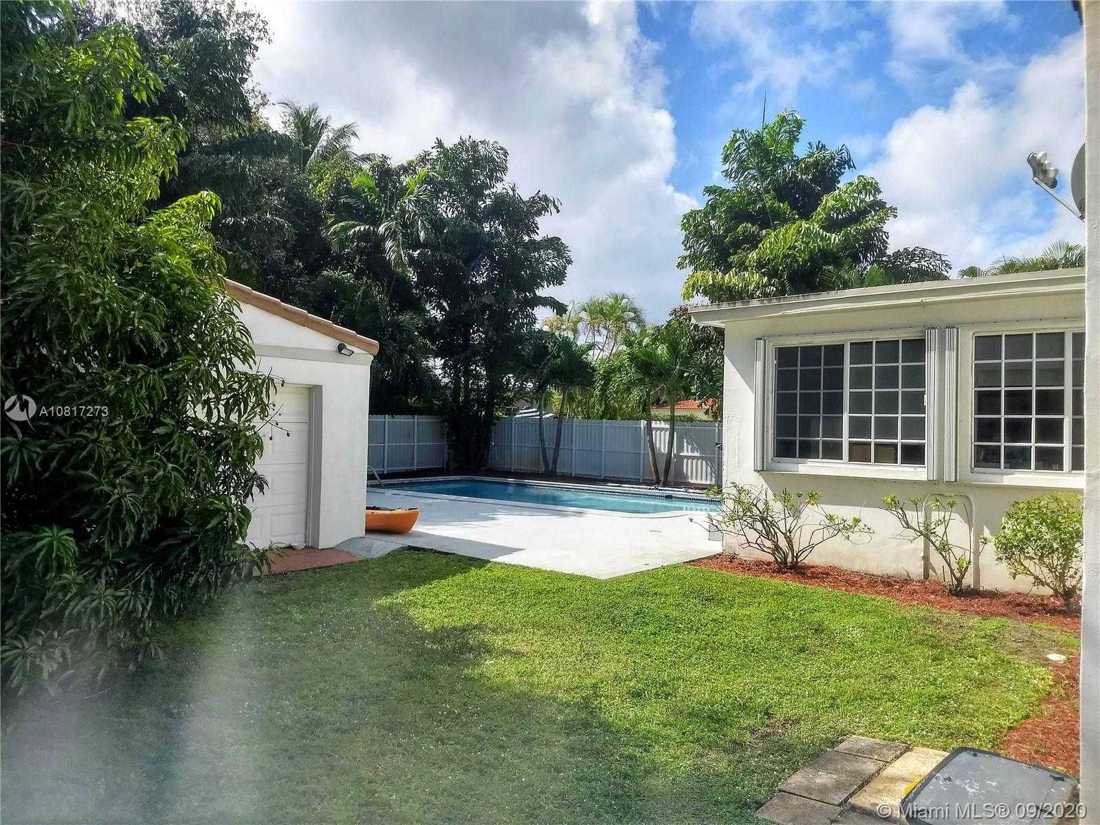 Small Image of 710 NORTH EAST 121ST ST, Biscayne Park Number 29