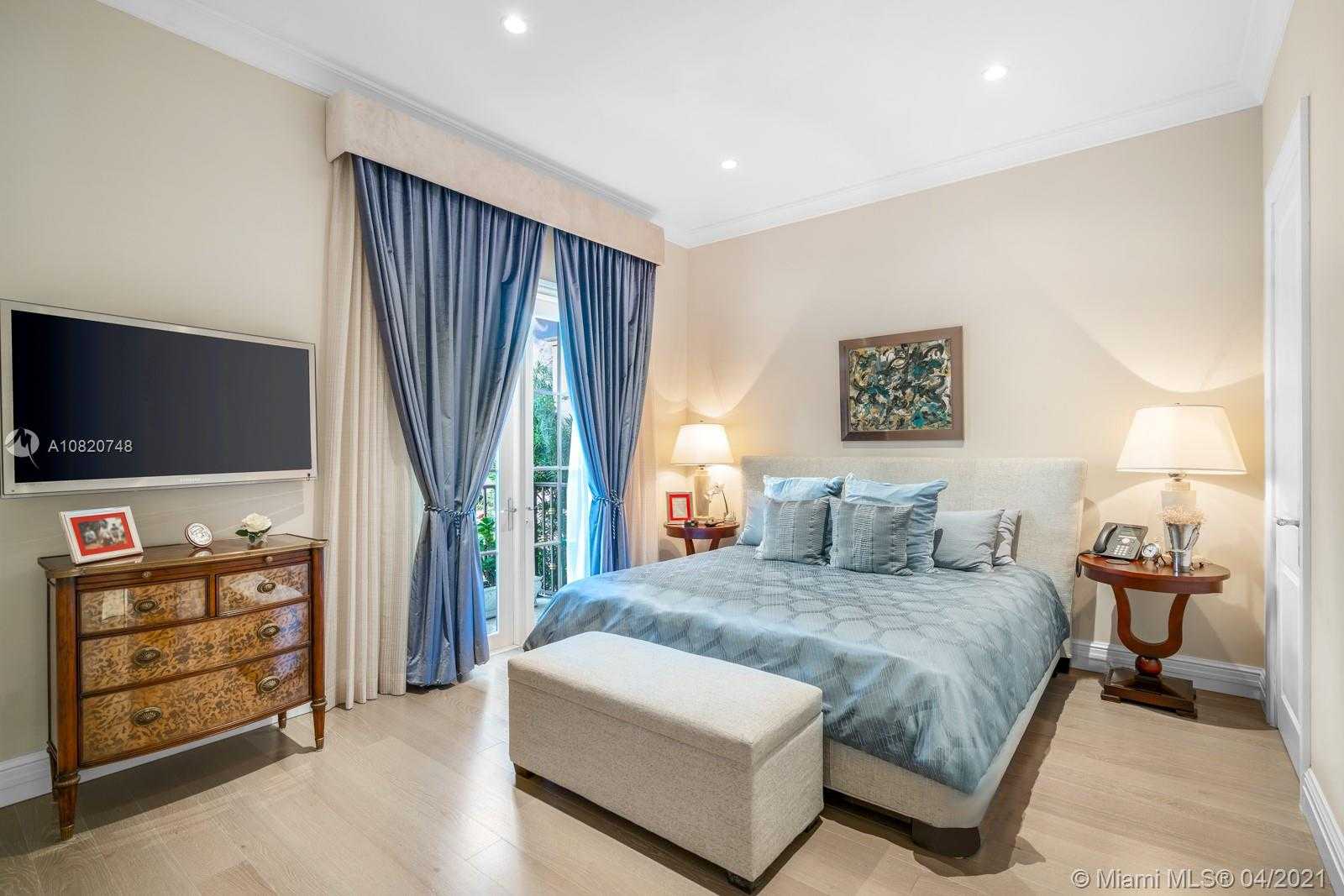 Small Image of 94 PALM AVE, Miami Beach Number 23