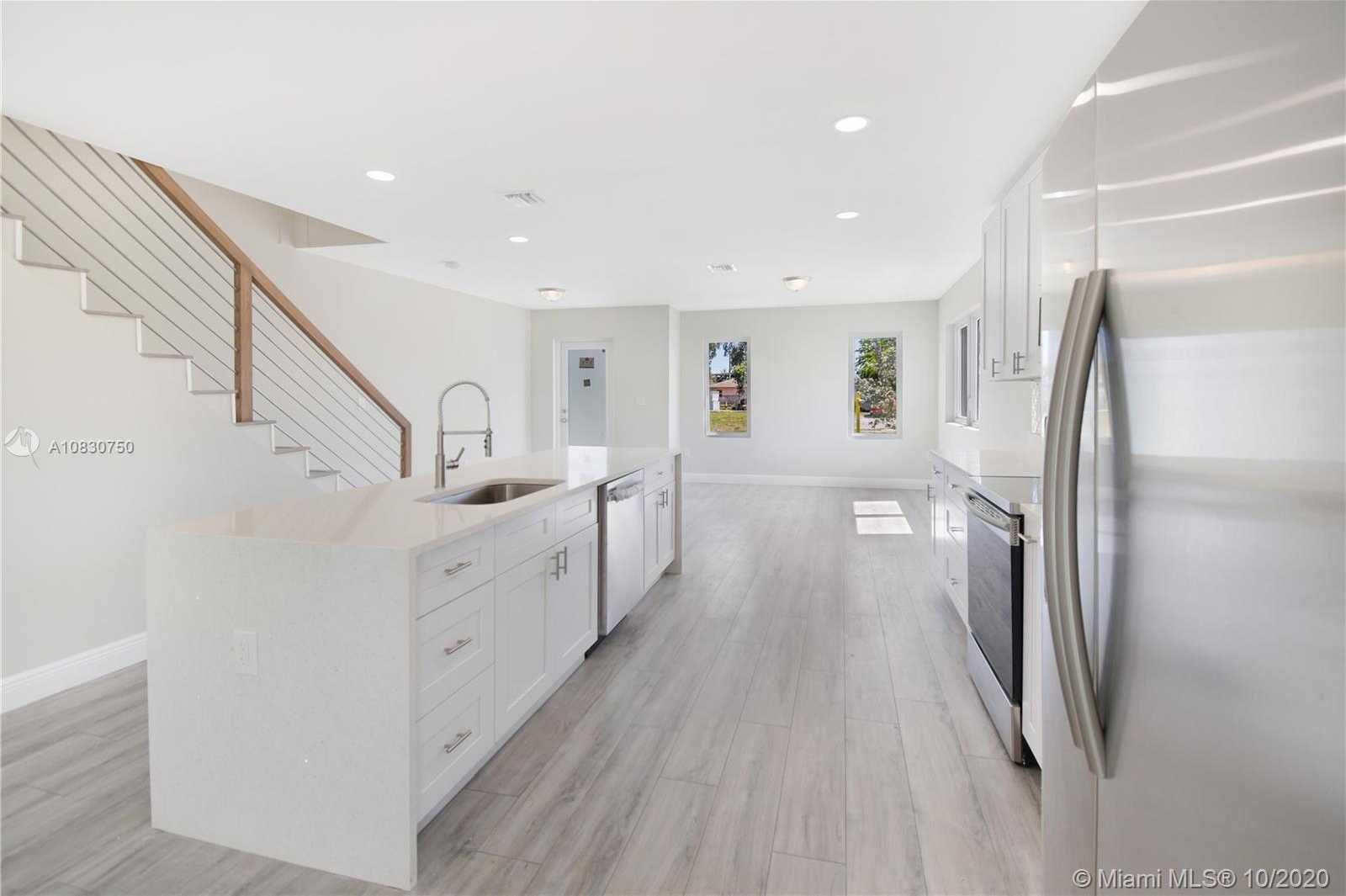 Small Image of 303 NORTH EAST 33RD ST, Oakland Park Number 6
