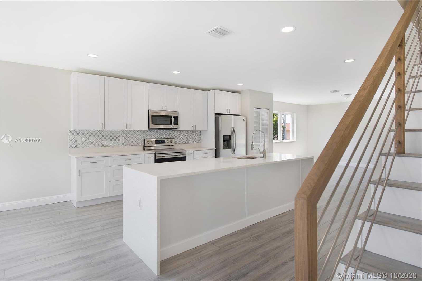 Small Image of 303 NORTH EAST 33RD ST, Oakland Park Number 8