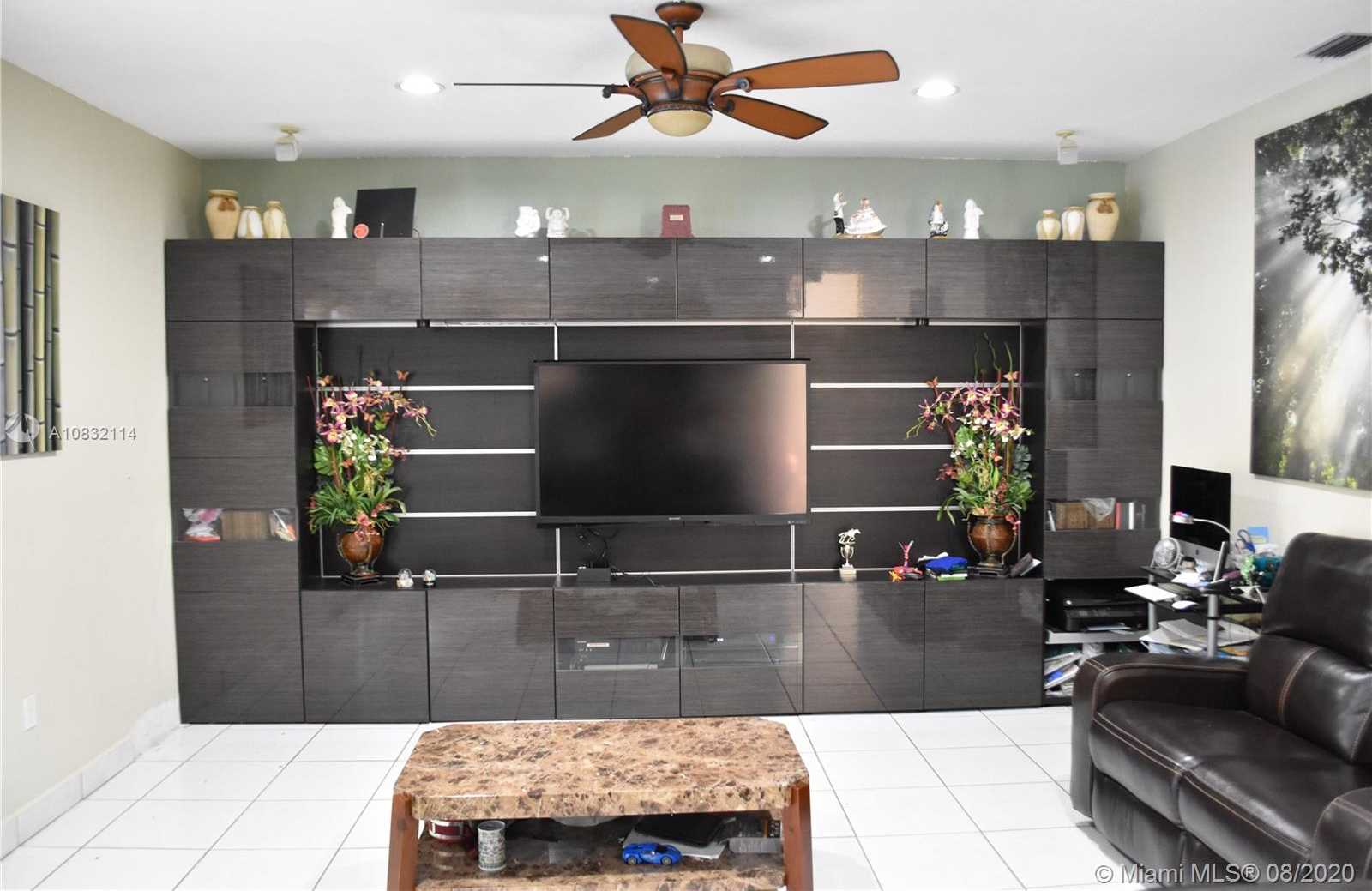 Small Image of 16005 NORTH WEST 82ND CT, Miami Lakes Number 13