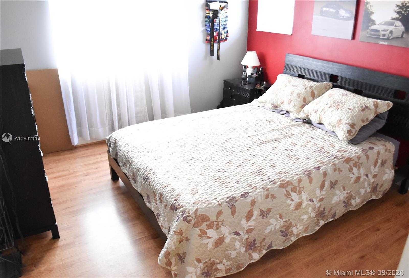 Small Image of 16005 NORTH WEST 82ND CT, Miami Lakes Number 33