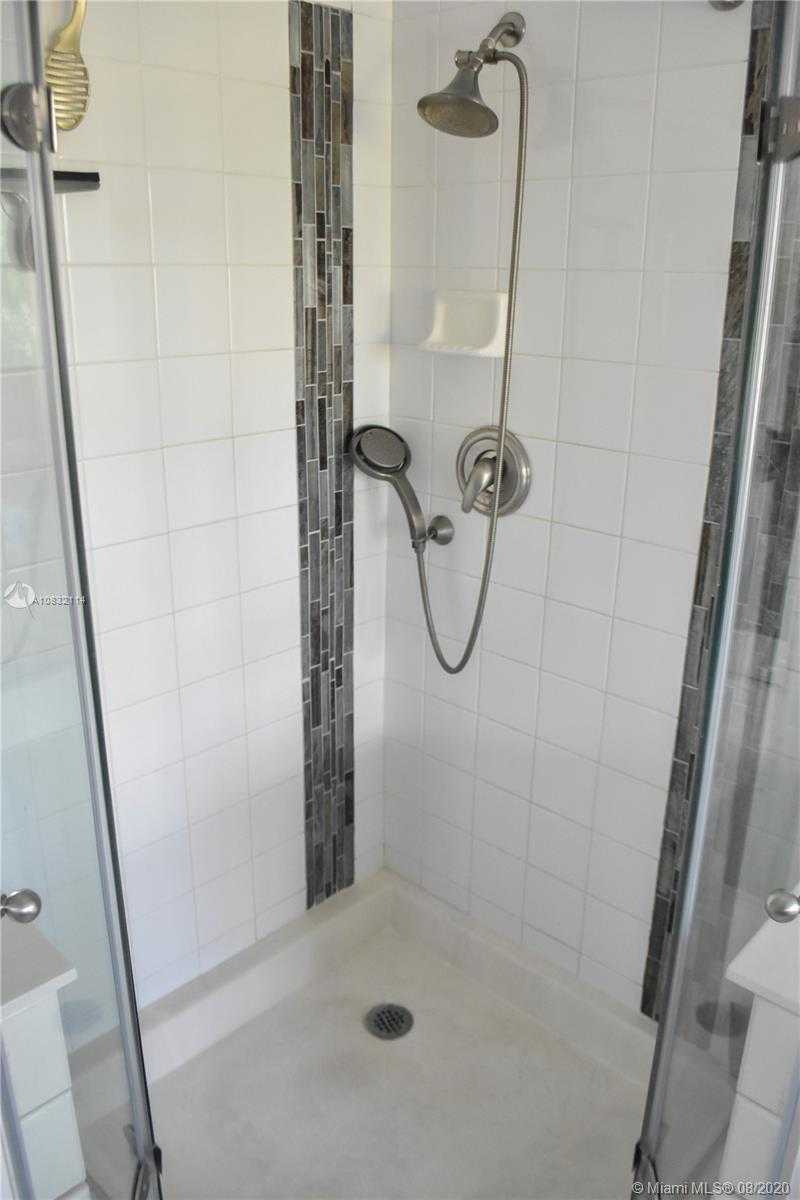 Small Image of 16005 NORTH WEST 82ND CT, Miami Lakes Number 34