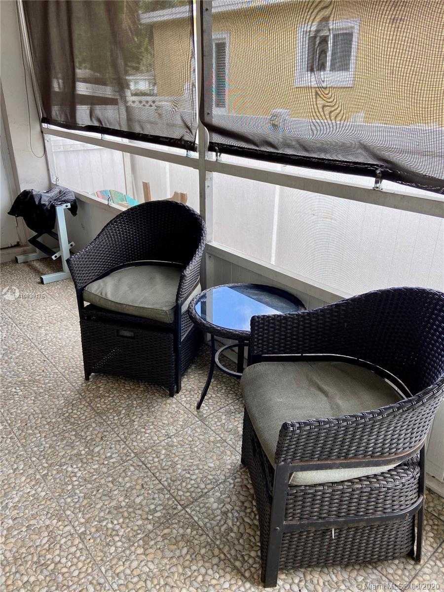 Imagen de Pequeño Objeto