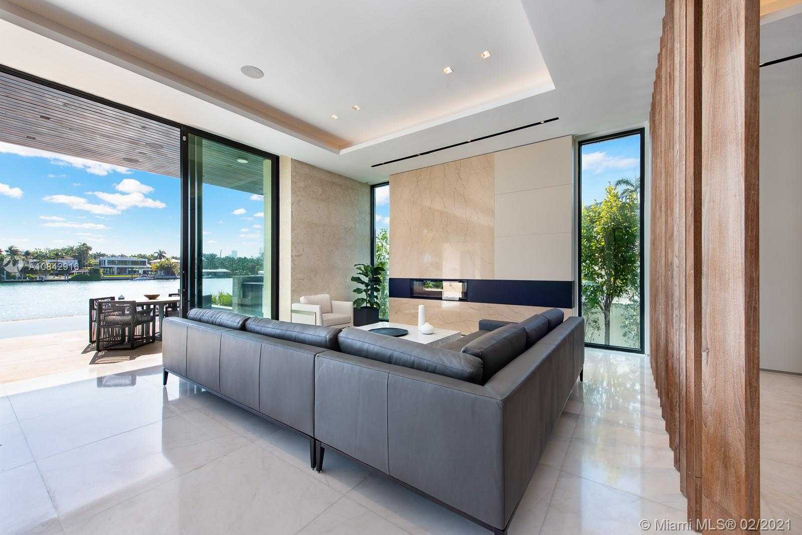 Small Image of 160 SOUTH HIBISCUS DR, Miami Beach Number 11