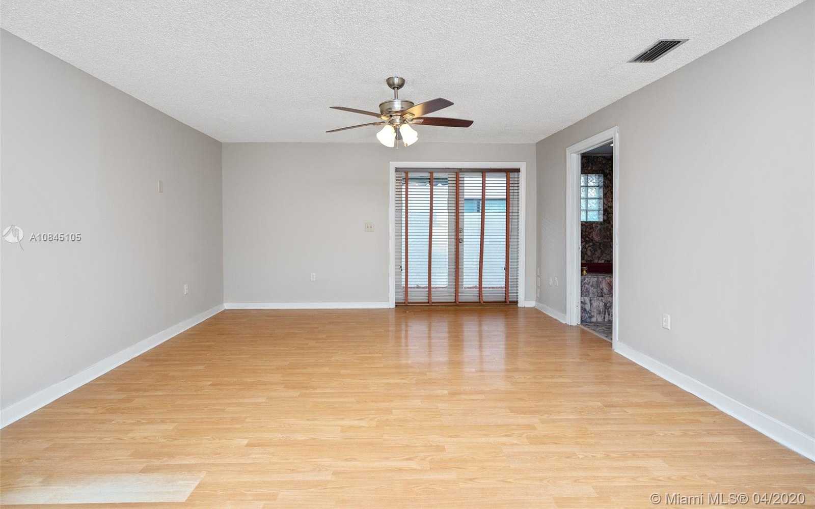 Small Image of 16720 NORTH WEST 78TH PL, Miami Lakes Number 22