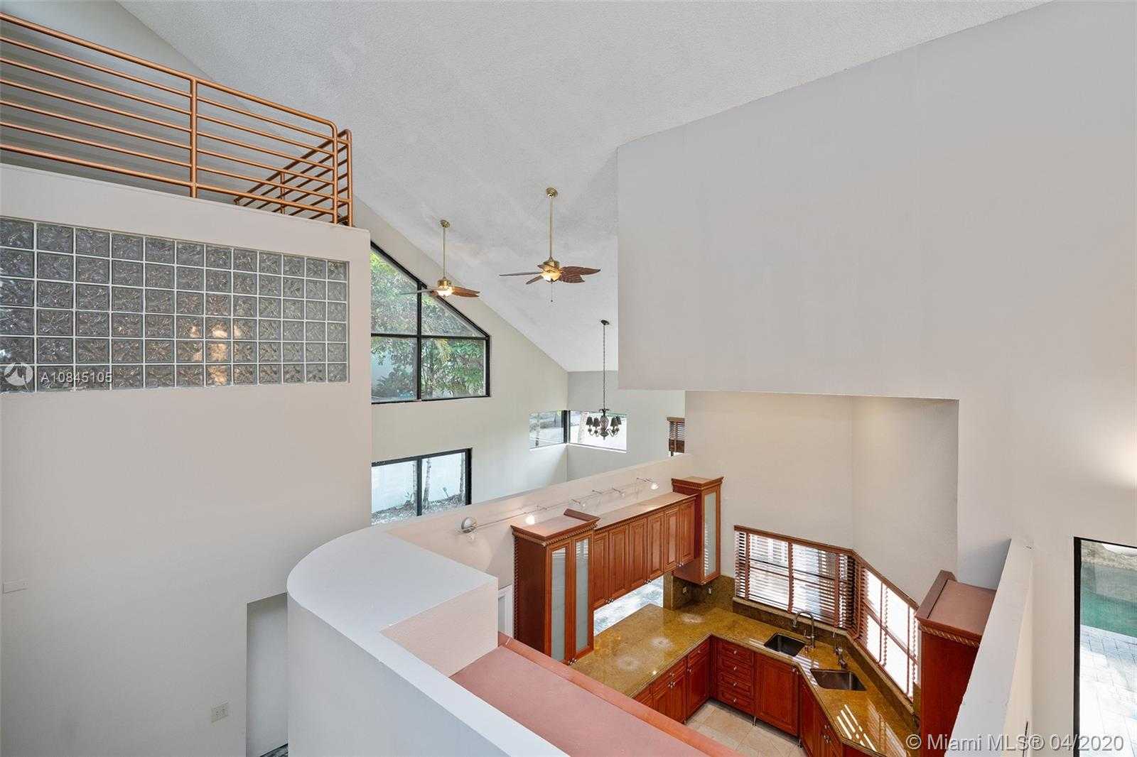 Small Image of 16720 NORTH WEST 78TH PL, Miami Lakes Number 25