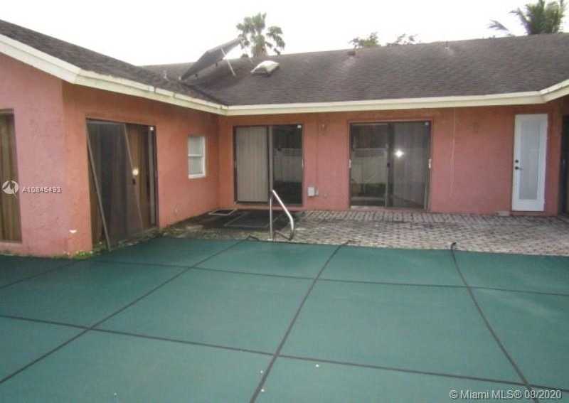 Small Image of 4920 NORTH WEST 72ND TER, Lauderhill Number 10
