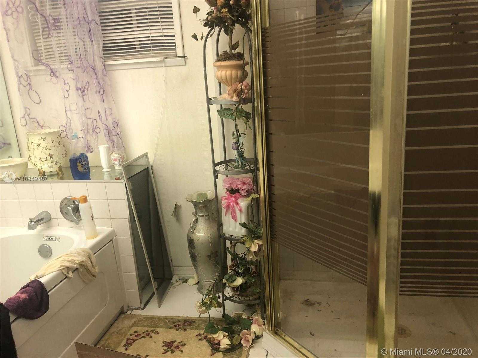Small Image of 725 NORTH EAST 7TH ST, Pompano Beach Number 24