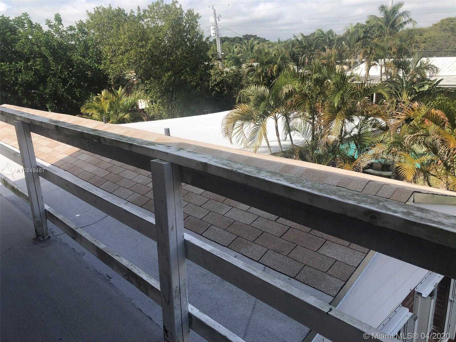 Small Image of 725 NORTH EAST 7TH ST, Pompano Beach Number 27