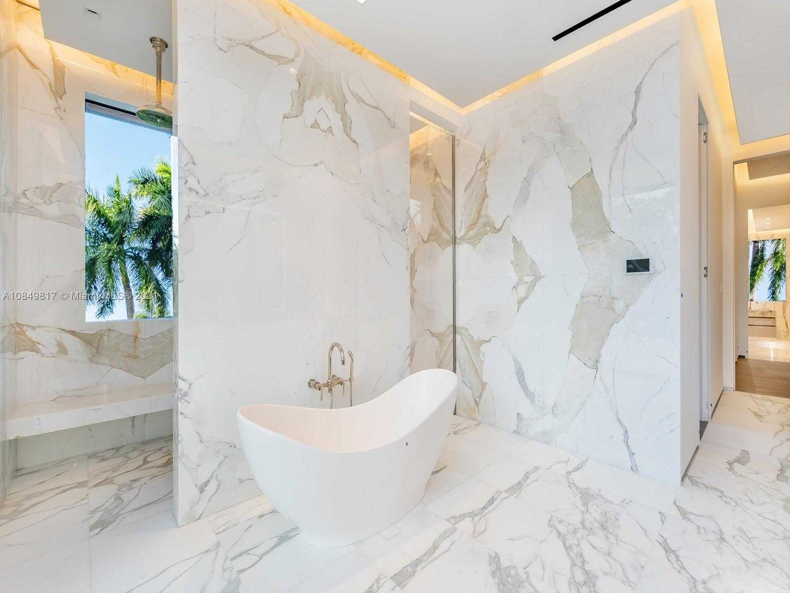 Small Image of 650 CASUARINA CONCOURSE, Coral Gables Number 17