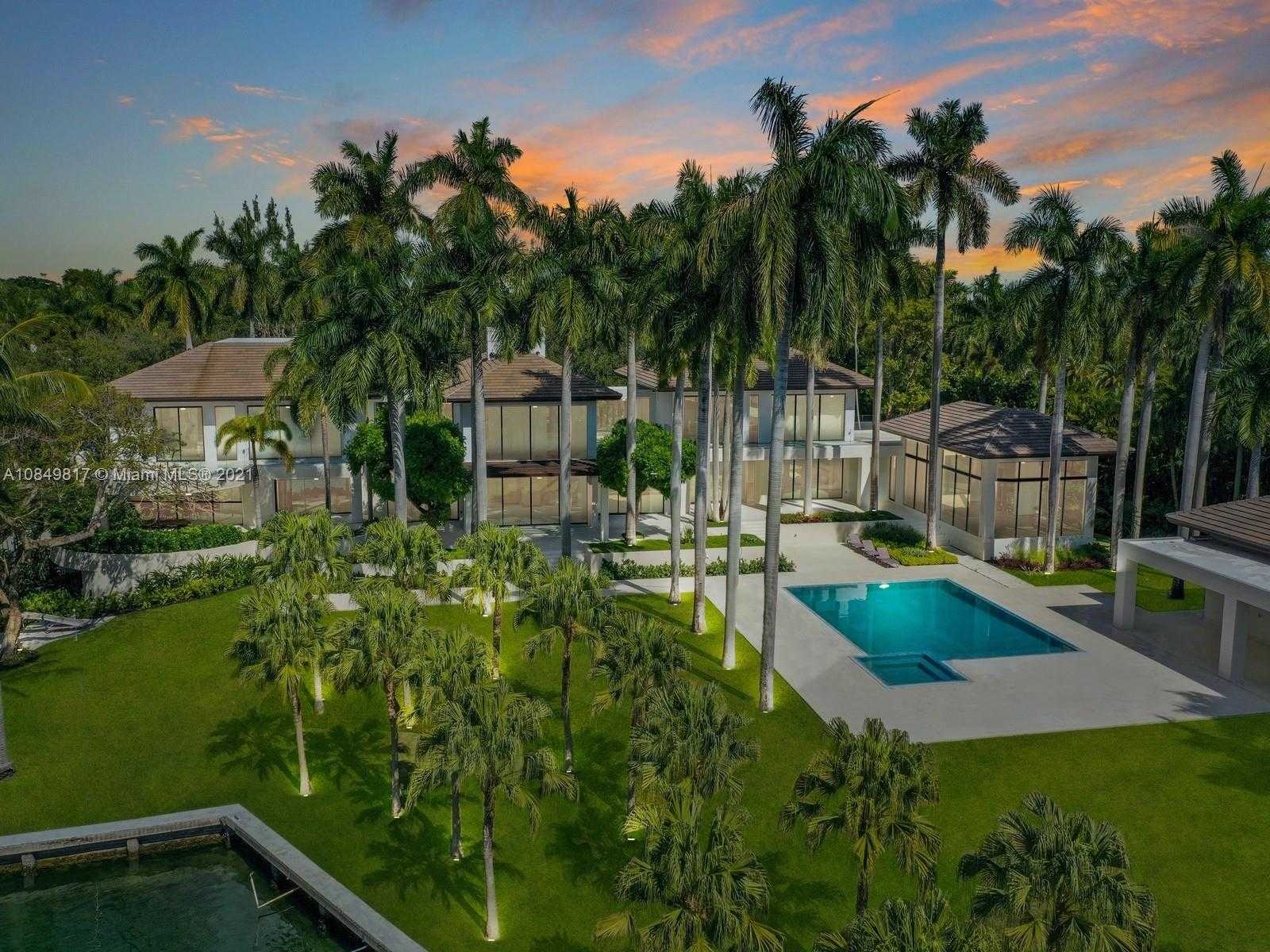Small Image of 650 CASUARINA CONCOURSE, Coral Gables Number 2