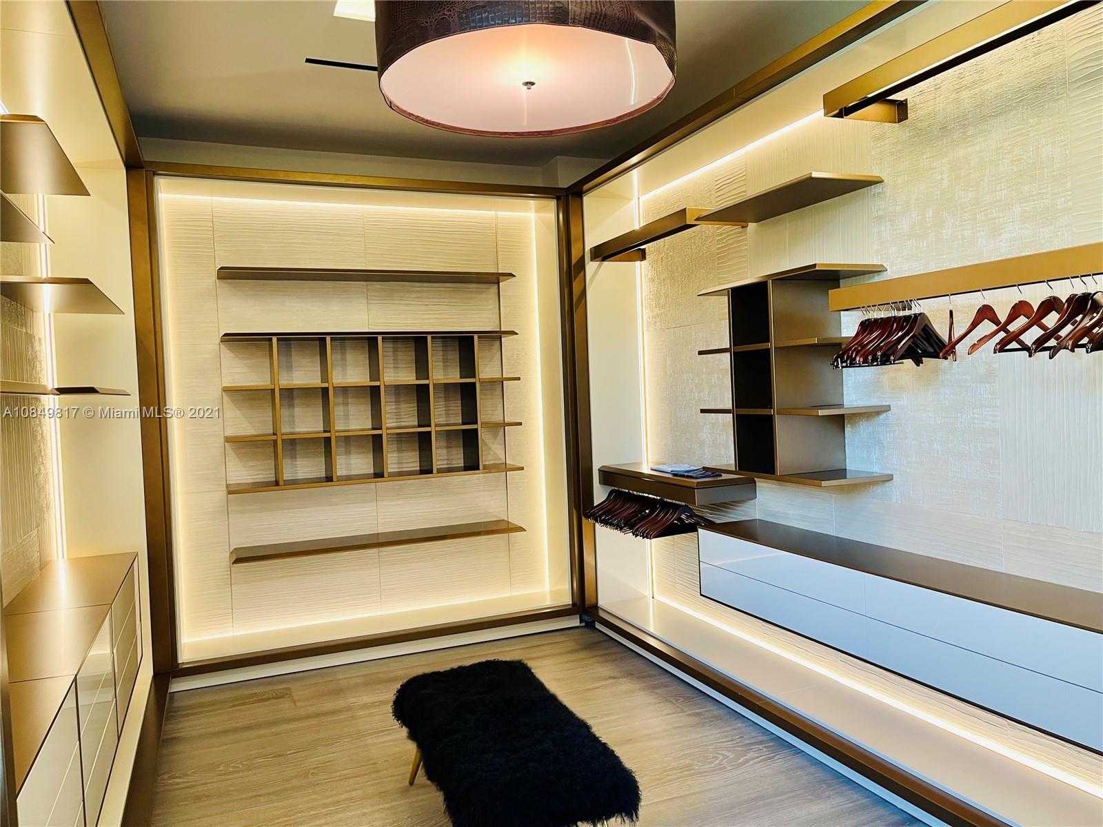 Small Image of 650 CASUARINA CONCOURSE, Coral Gables Number 23