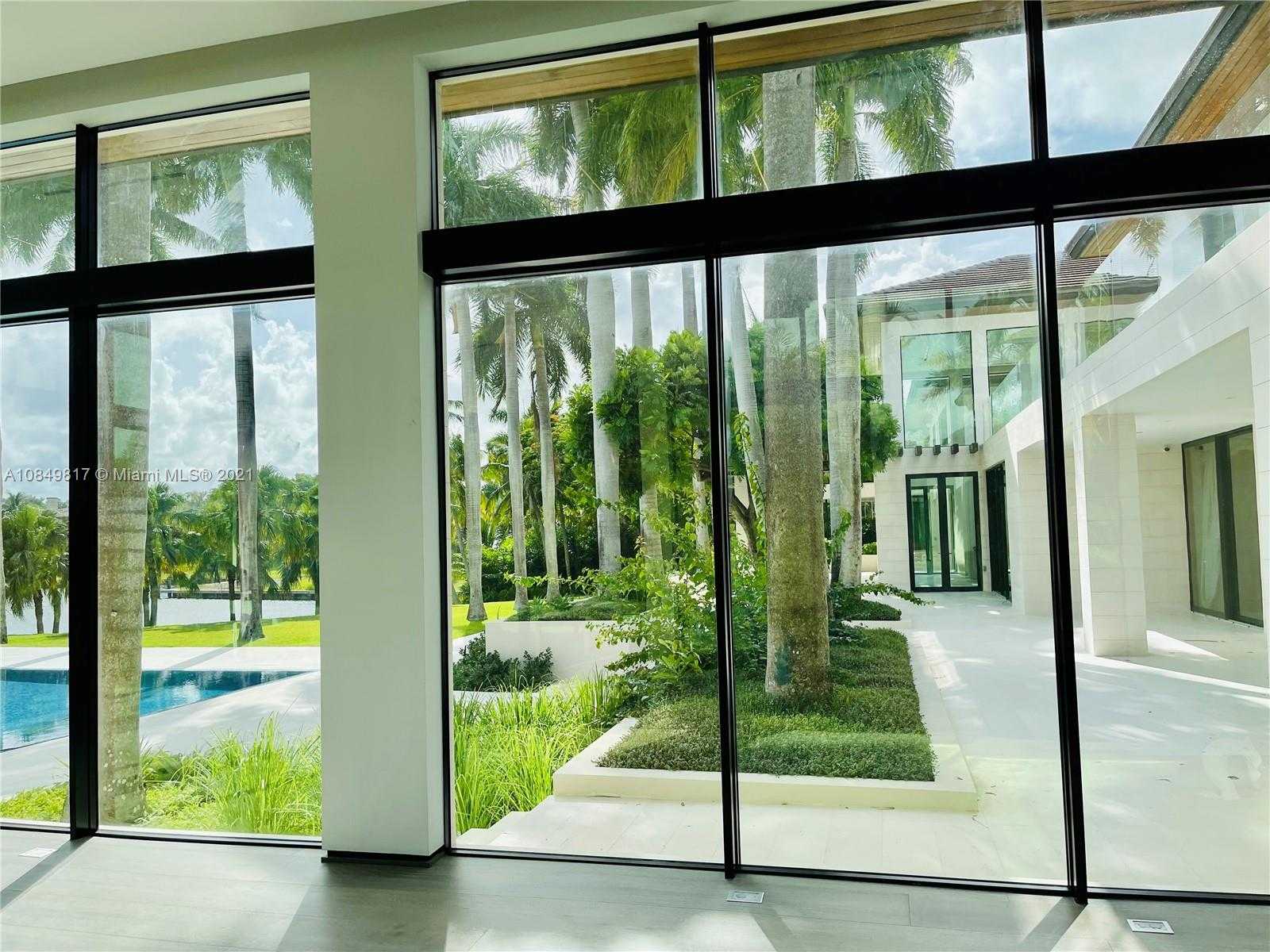 Small Image of 650 CASUARINA CONCOURSE, Coral Gables Number 25