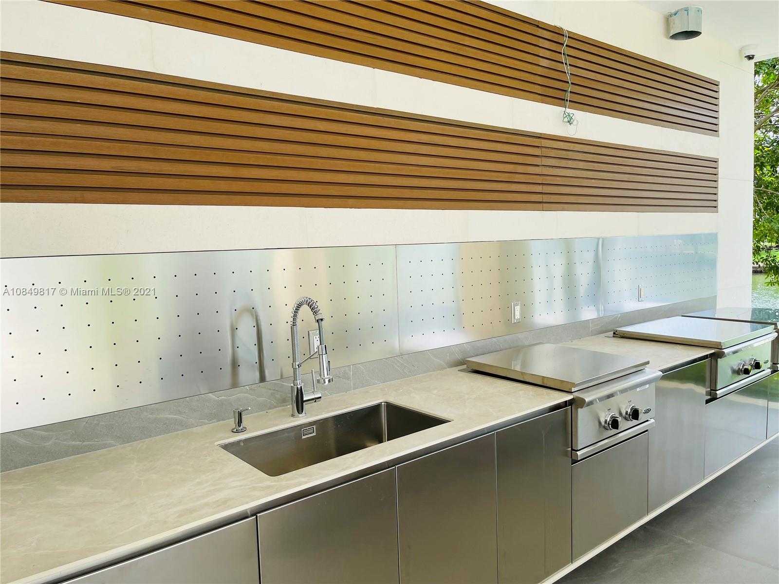 Small Image of 650 CASUARINA CONCOURSE, Coral Gables Number 37