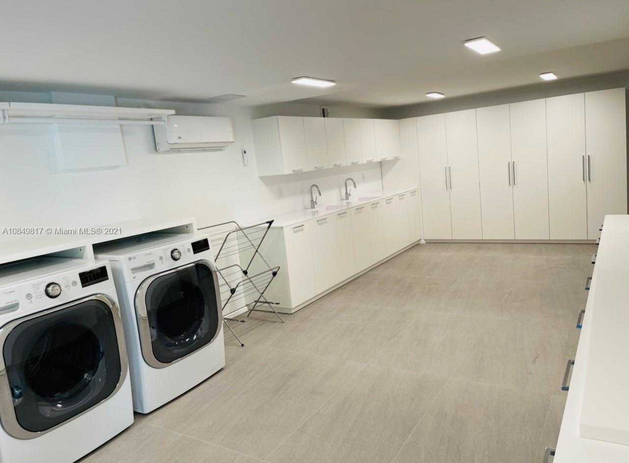 Small Image of 650 CASUARINA CONCOURSE, Coral Gables Number 40