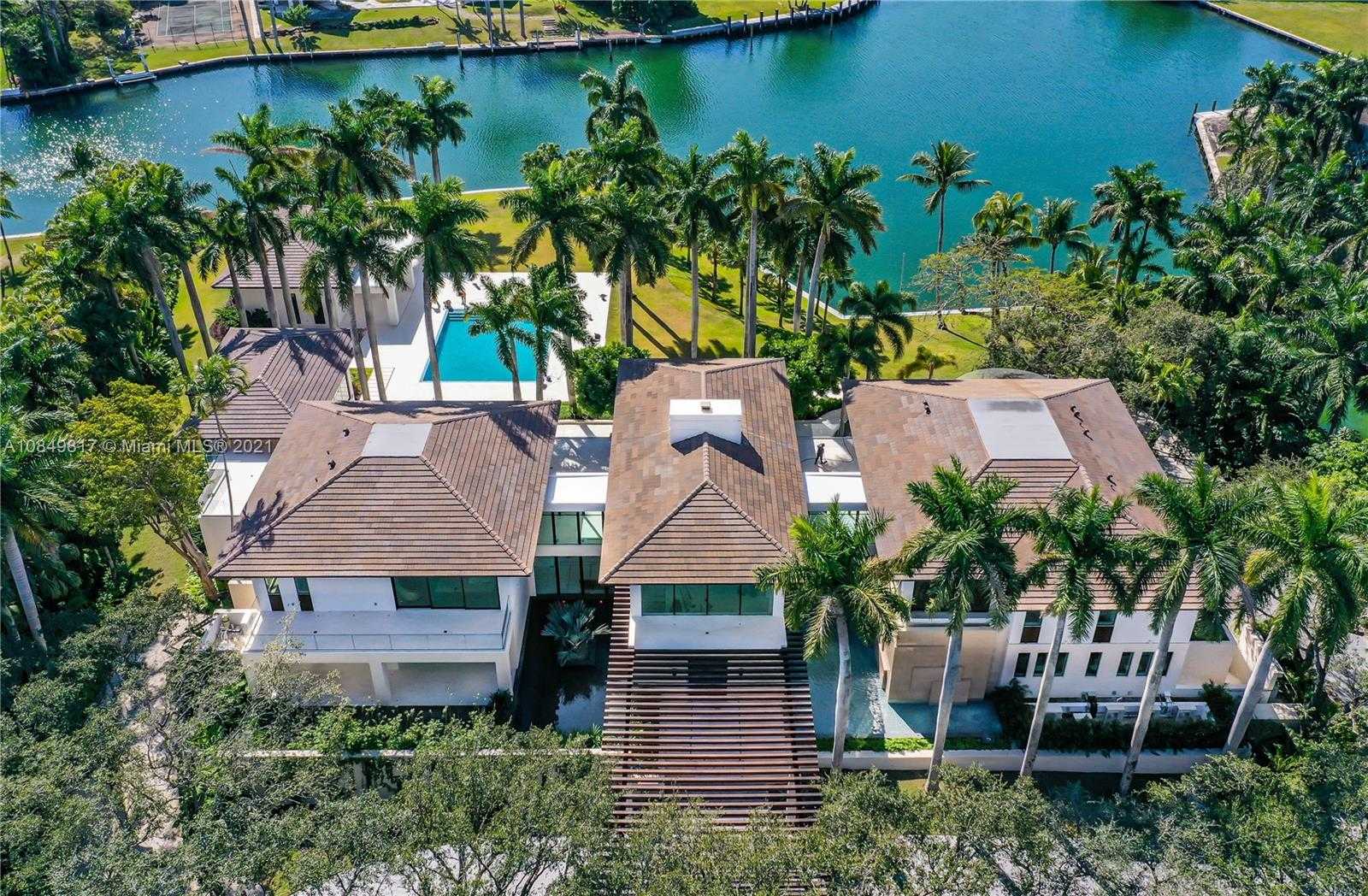 Small Image of 650 CASUARINA CONCOURSE, Coral Gables Number 5