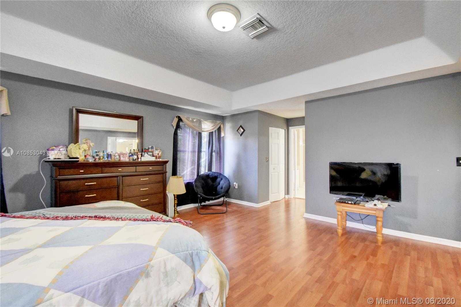 Small Image of 5220 NORTH WEST 66TH AVE, Lauderhill Number 12