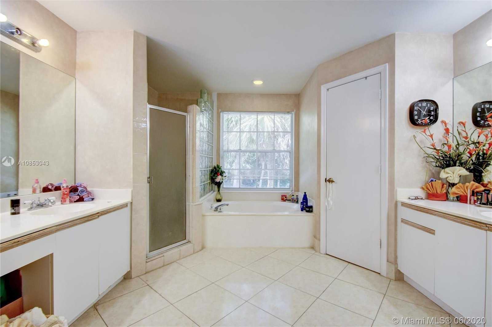 Small Image of 5220 NORTH WEST 66TH AVE, Lauderhill Number 15