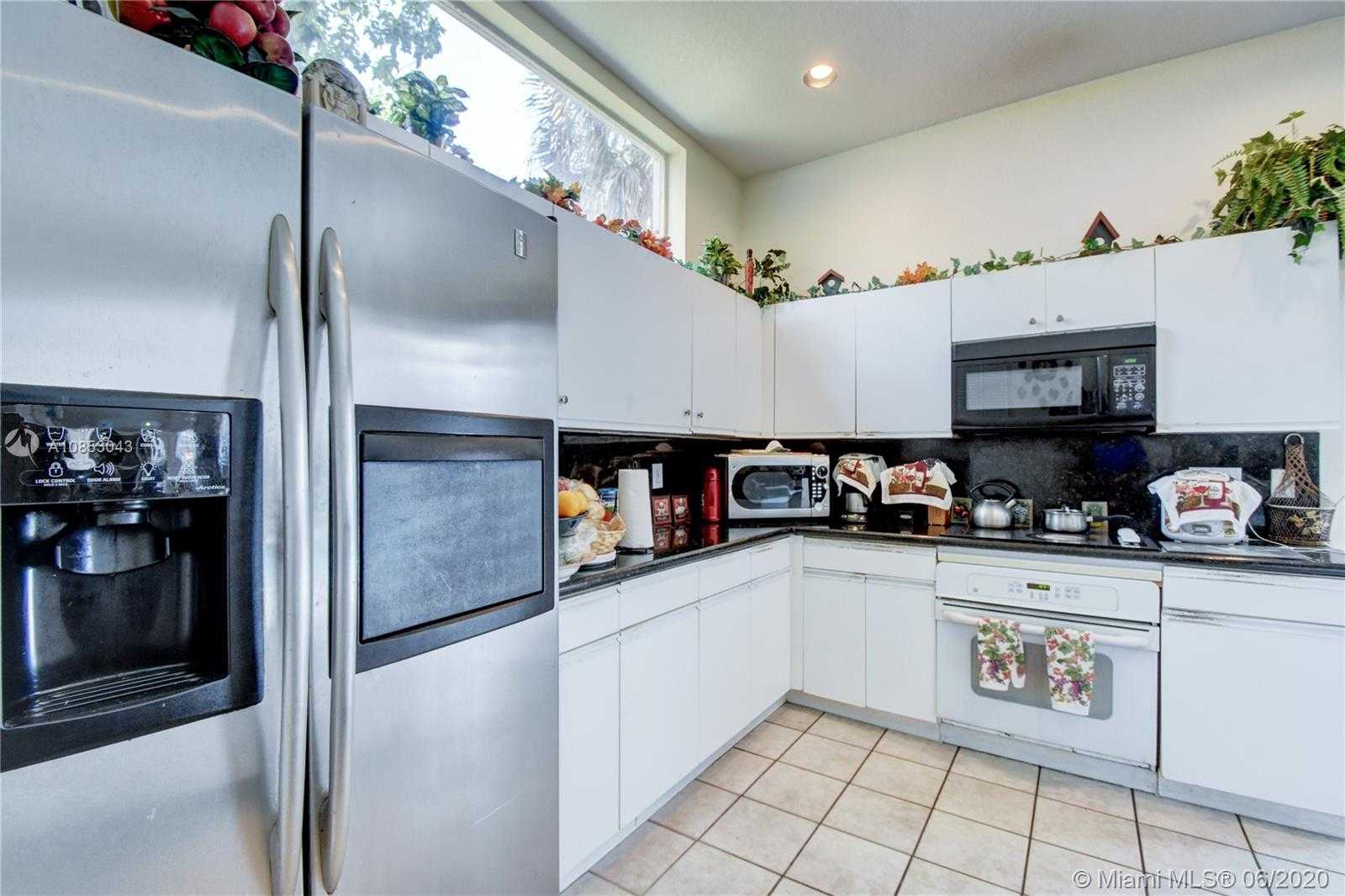 Small Image of 5220 NORTH WEST 66TH AVE, Lauderhill Number 2